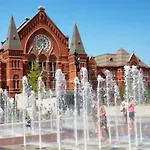 Family And Friends Otr Luxury Home Downtown Otr