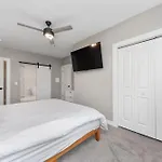 Historic Charm Meets Modern Comfort 3Br Home In Mt Auburn