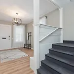 Historic Charm Meets Modern Comfort 3Br Home In Mt Auburn