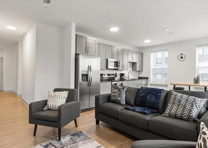 Cozy 10Br 10Ba Combined Apartment Near Downtown Cincinnati