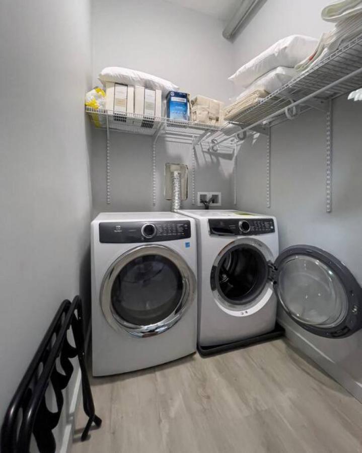 Apartamento Entire Historic Building Sleeps 30 Cincinnati