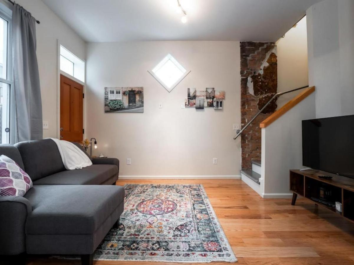 Spacious In Otr - Findlay Market Holiday home *