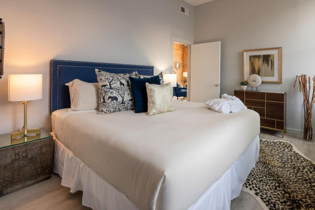 Apartamento Entire Historic Building Sleeps 30 *