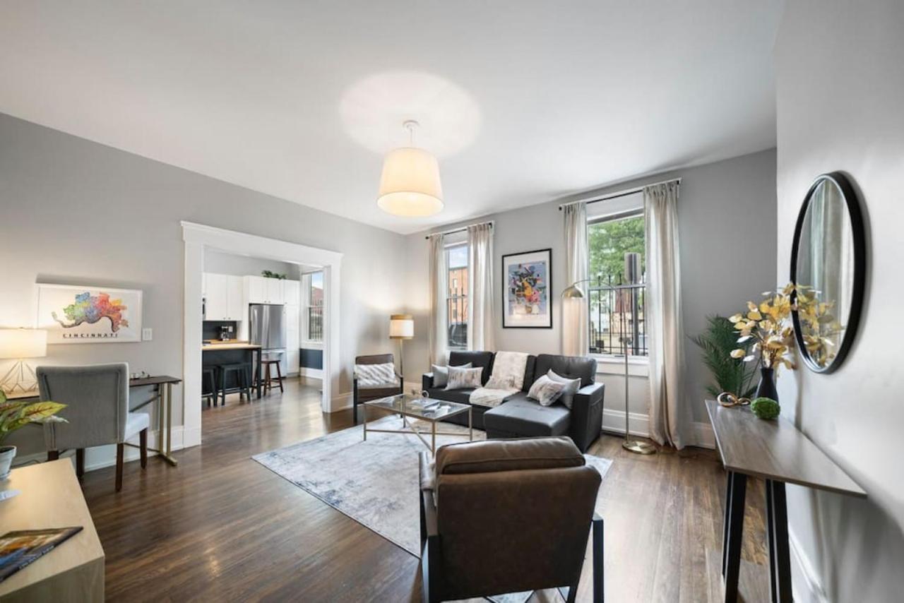 Walkable 2br Near Findlay Market Downtown Uc Apartment