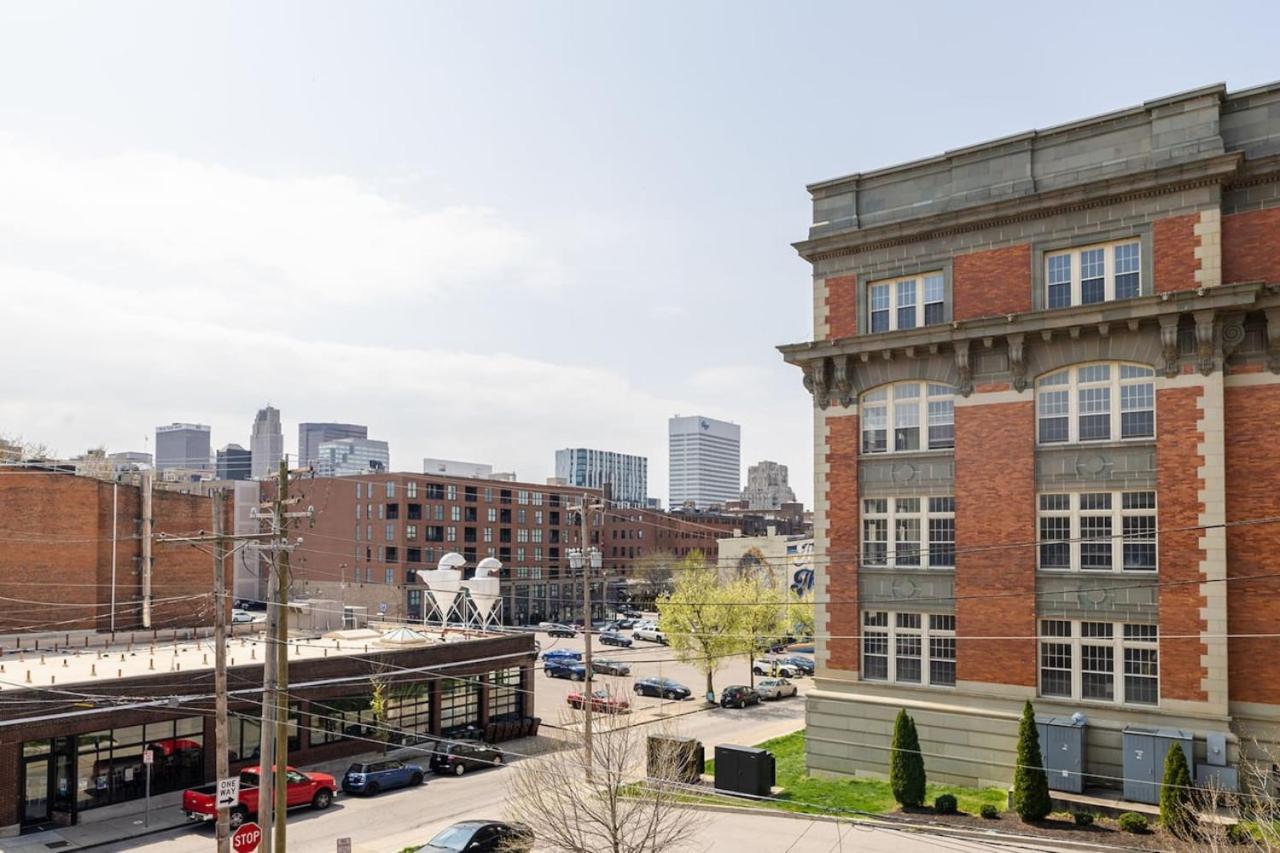 Lux Parkside Townhome - Free Parking - Walk To * Cincinnati