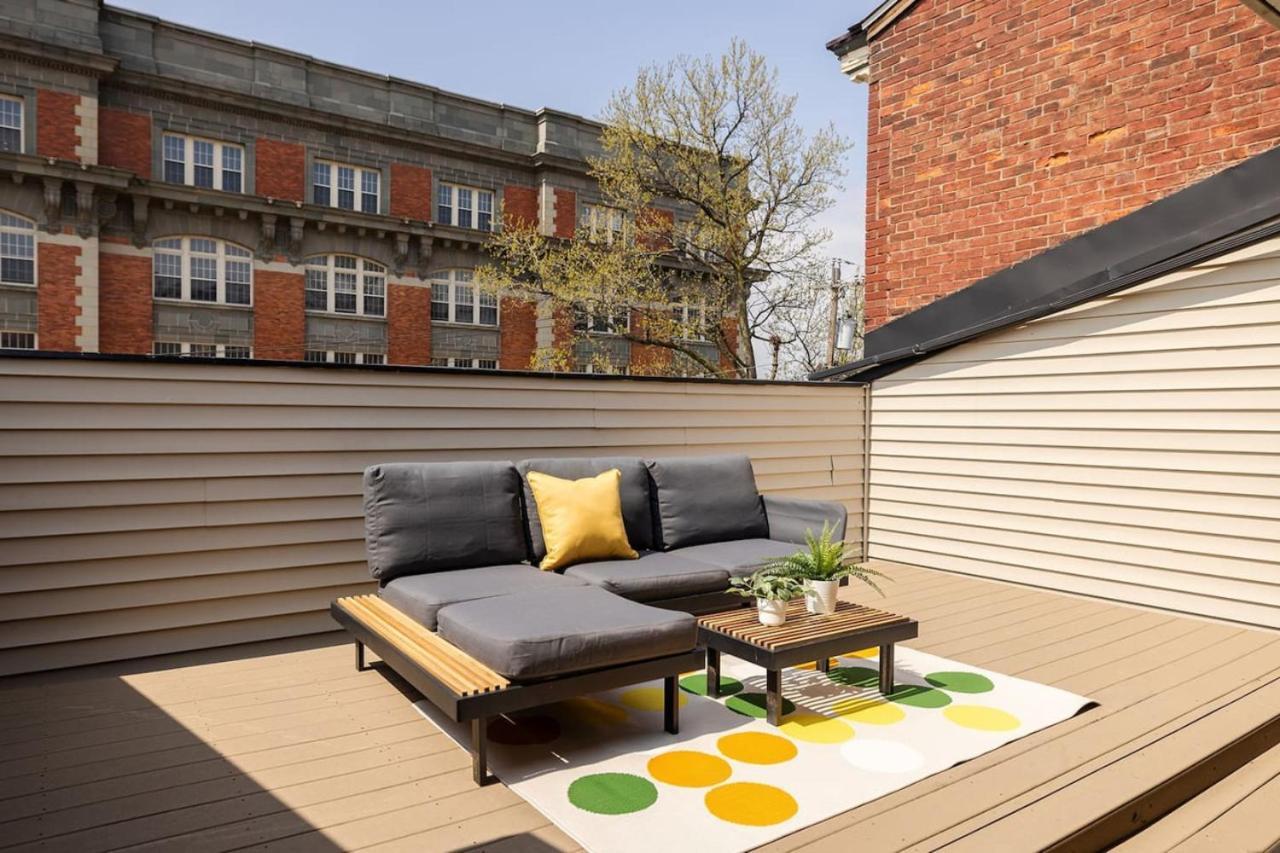 Lux Parkside Townhome - Free Parking - Walk To Apartment