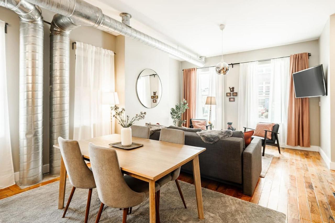 Apartment Lux Parkside Townhome - Free Parking - Walk To