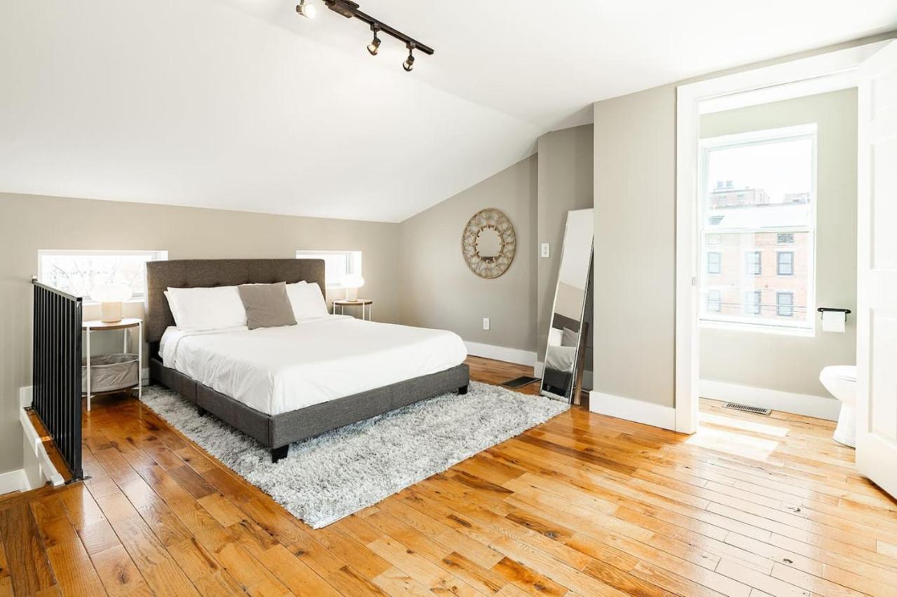 Apartment Lux Parkside Townhome - Free Parking - Walk To *