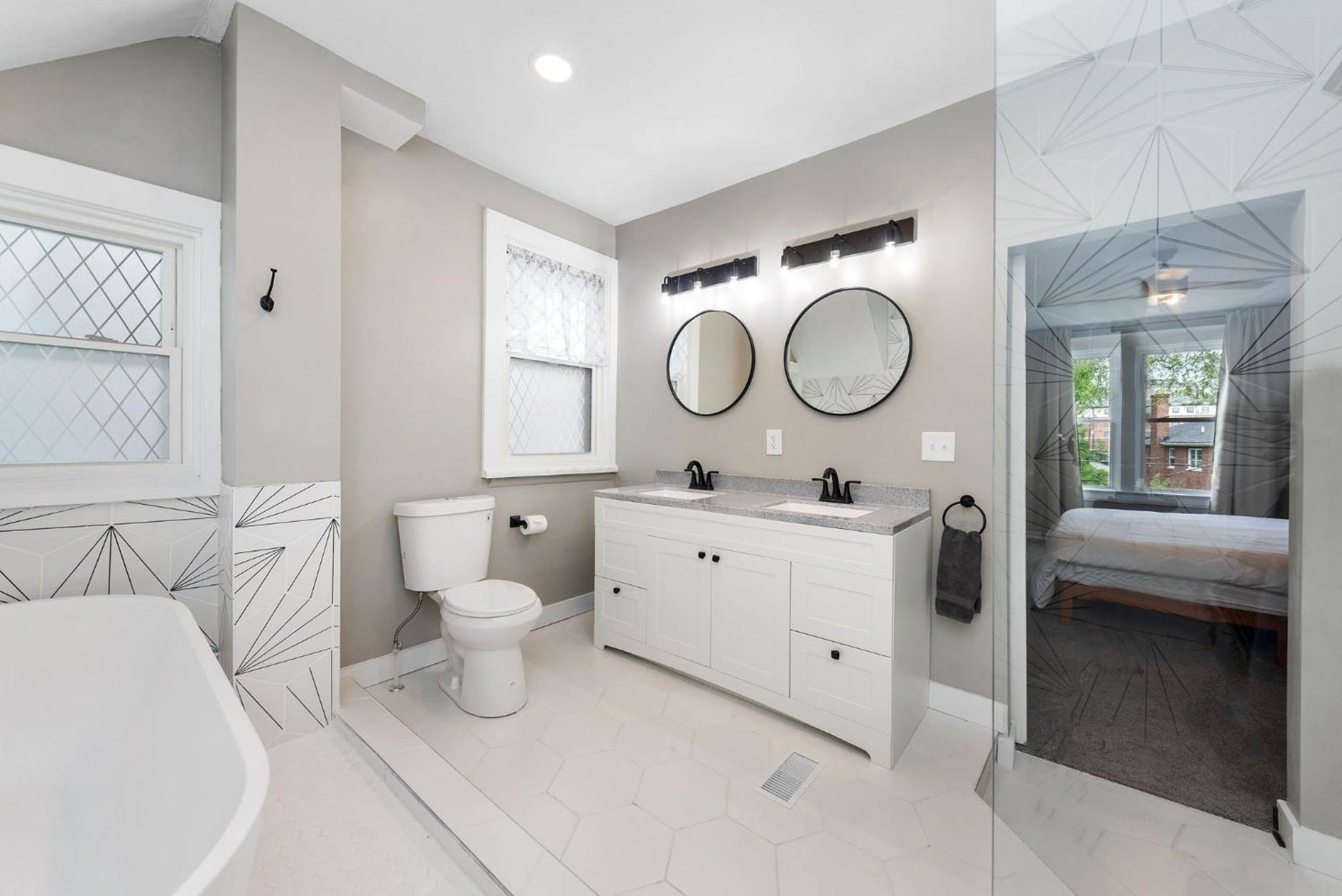 Apartment Historic Charm Meets Modern Comfort 3br In Mt Auburn