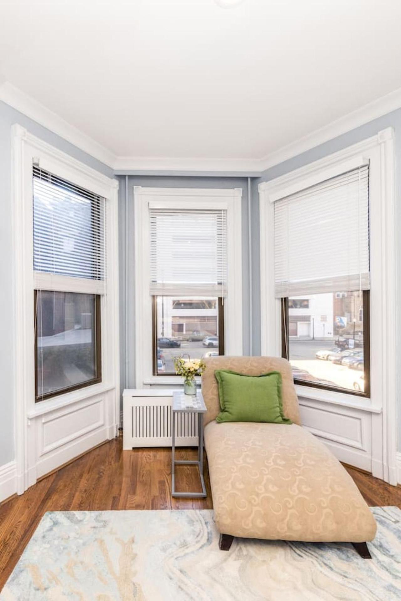 Holiday home Luxury Brownstone - Walk To - Washington Park Cincinnati