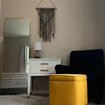 Hyde Park Hideaway - Close To Square & Downtown!