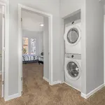 Downtown Views-Prime Location!