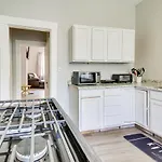 Cincinnati Vacation Rental About 4 Mi To Downtown!
