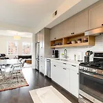 Lux Washington Park Condo With Rooftop Patio
