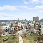 Stylish Mt Adams 1Br In Great Location
