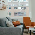 Rest Suite In Cincinnati M303