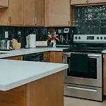Rest Suite In Cincinnati M303