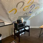 Awesome Attic Studio3B Private Room /Shared Apt