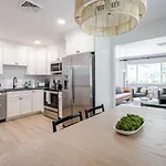 Spacious 3B Ranch By Mercy Anderson, 15 Min To Dt
