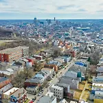 Cozy Boho-Chic Loft About 2 Mi To Downtown Cincinnati