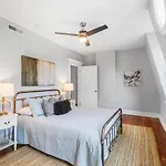 The Beer Baron House - Rhinegeist - Free Streetcar