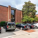 Mt Adams, Stellar Views, Wifi&Lux Beds, Parking