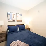 King Bed, Reds, Bengals, Free Parking, Downtown Cincy