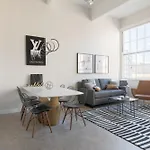 Rest Suite In Cincinnati M301