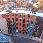 Vaughn Lofts # 4