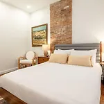 Walk To All - Washington Park - Gorgeous 2Br Condo