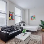 Cozysuites Sky Central Rooftop Pool #15