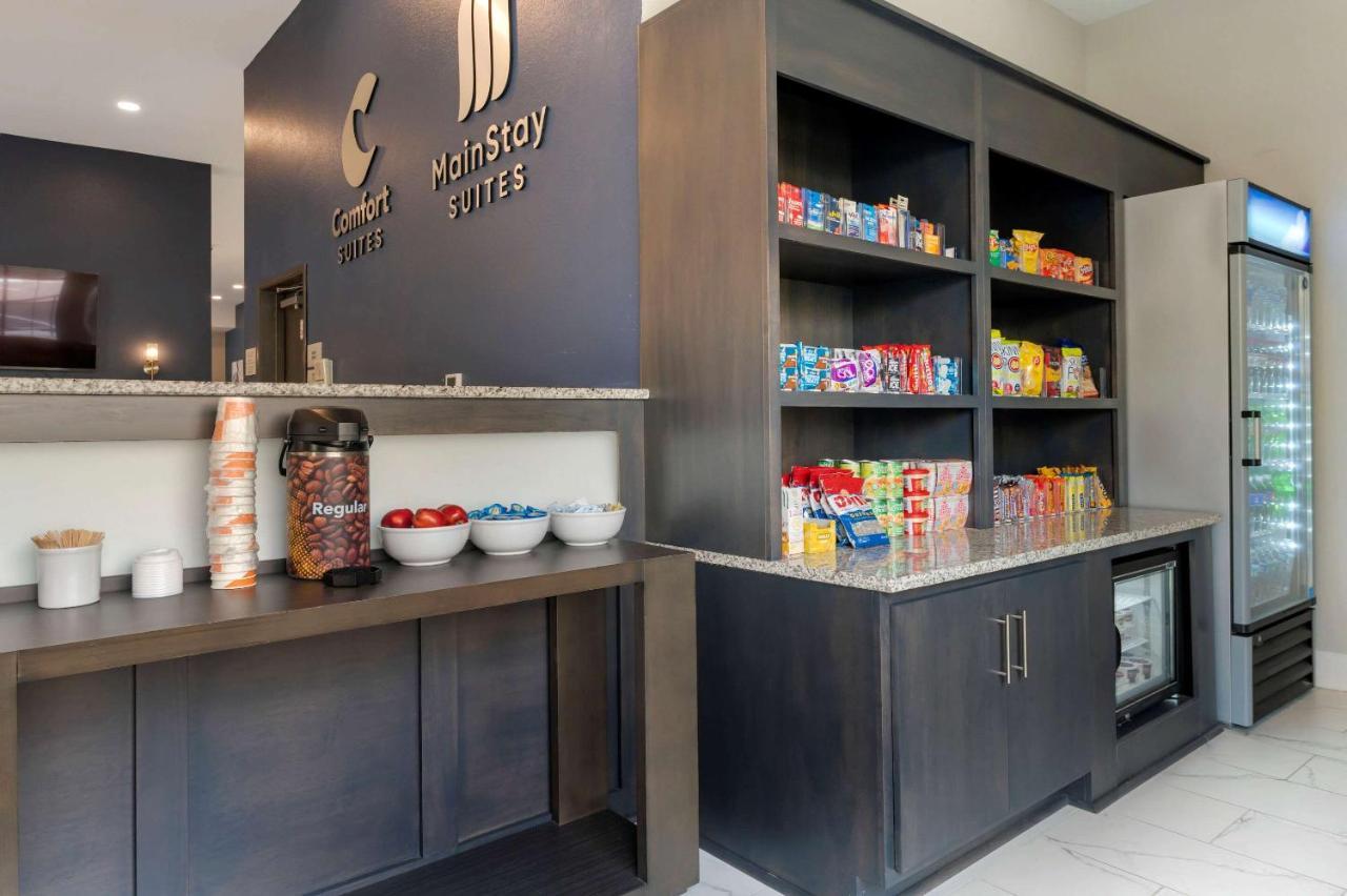 Hotel Mainstay - Uptown