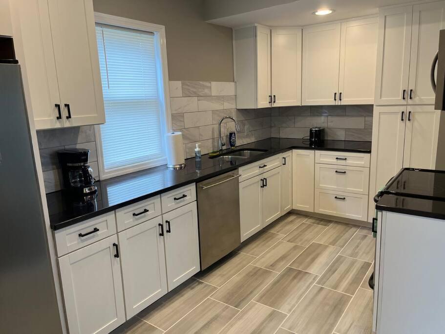 Holiday home Ridgeway 2 Bedroom House Near Xavier Downtown *
