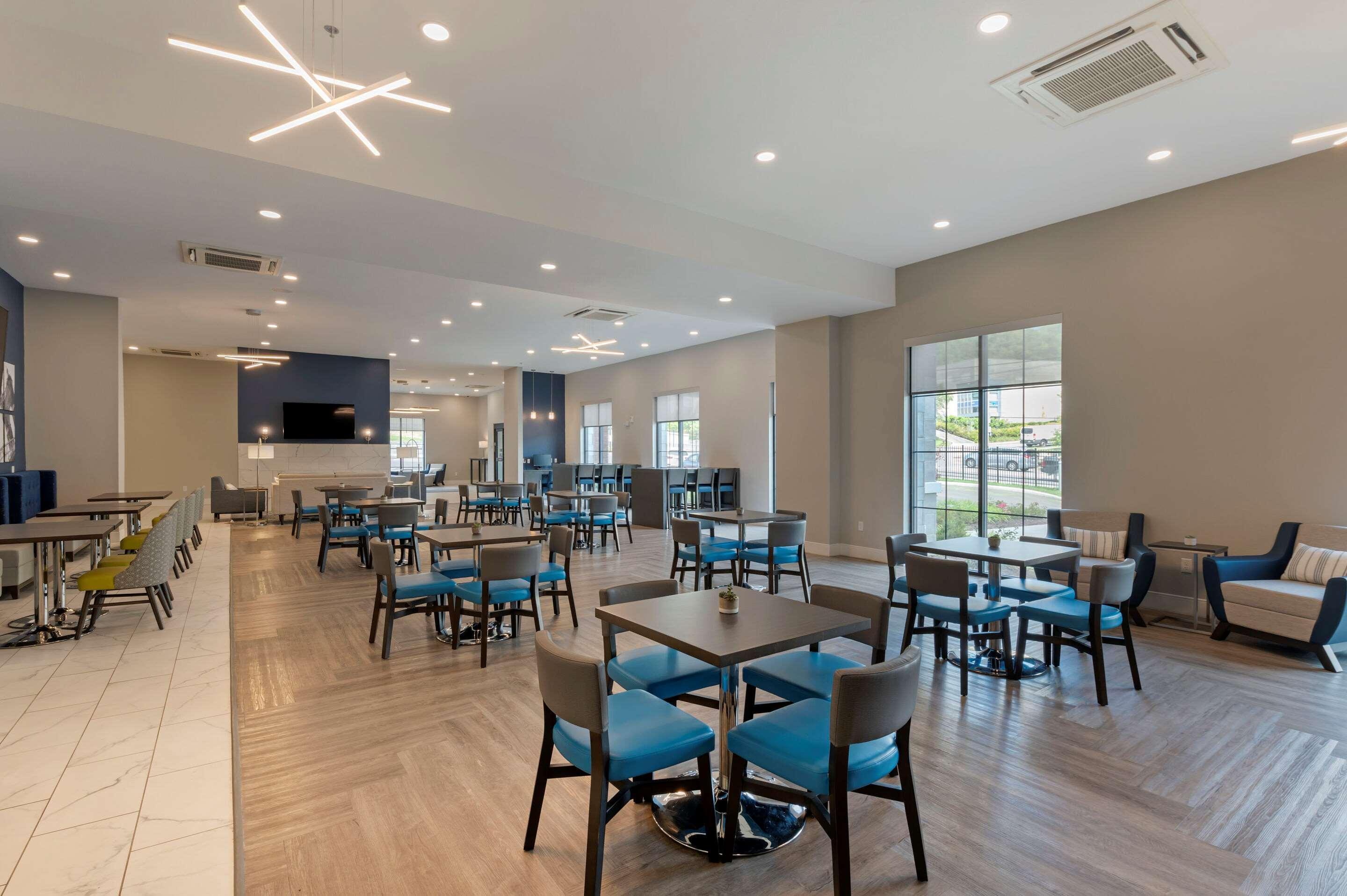 Hotel Mainstay - Uptown 2*