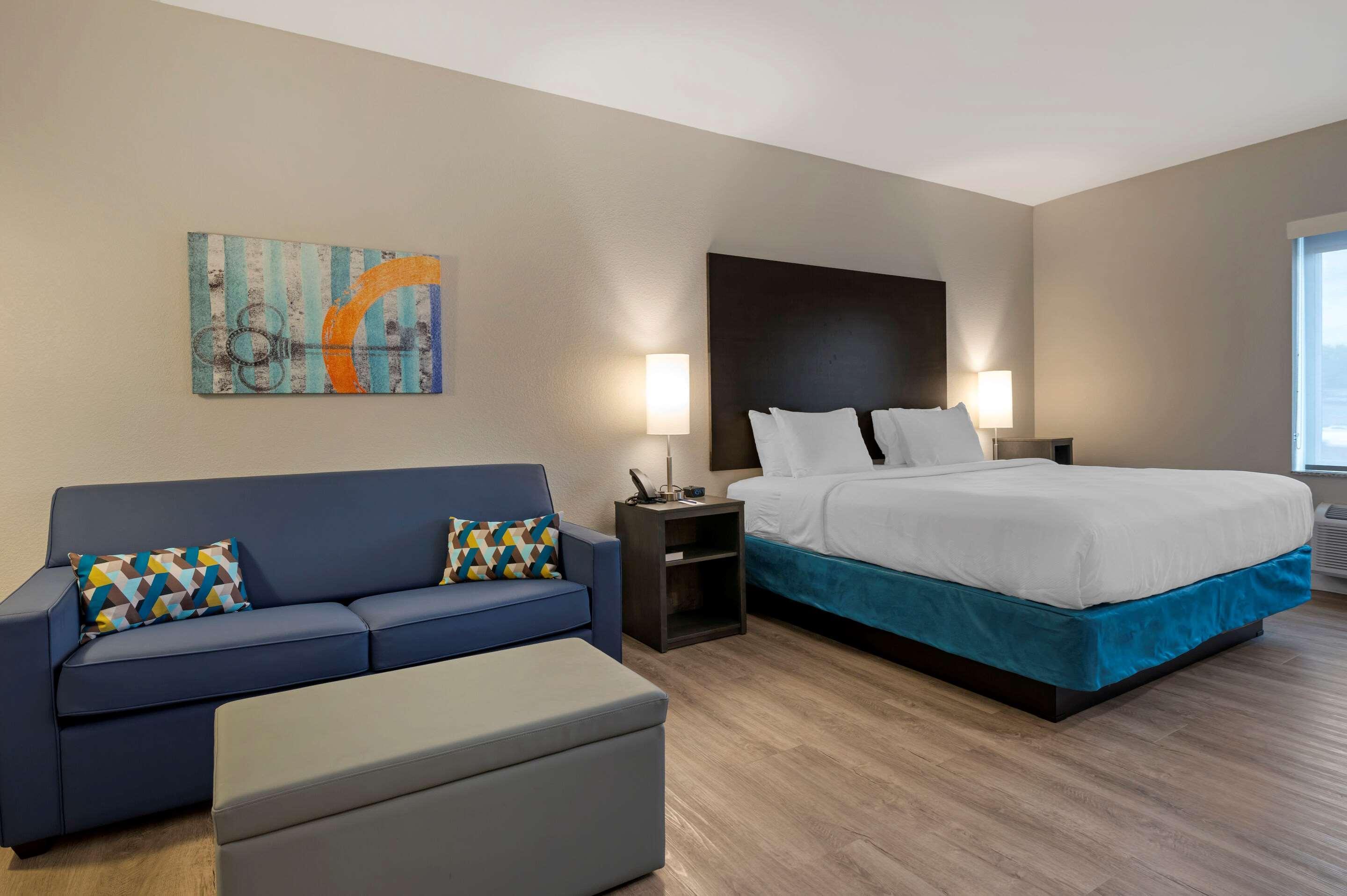 Hotel Mainstay - Uptown 2*