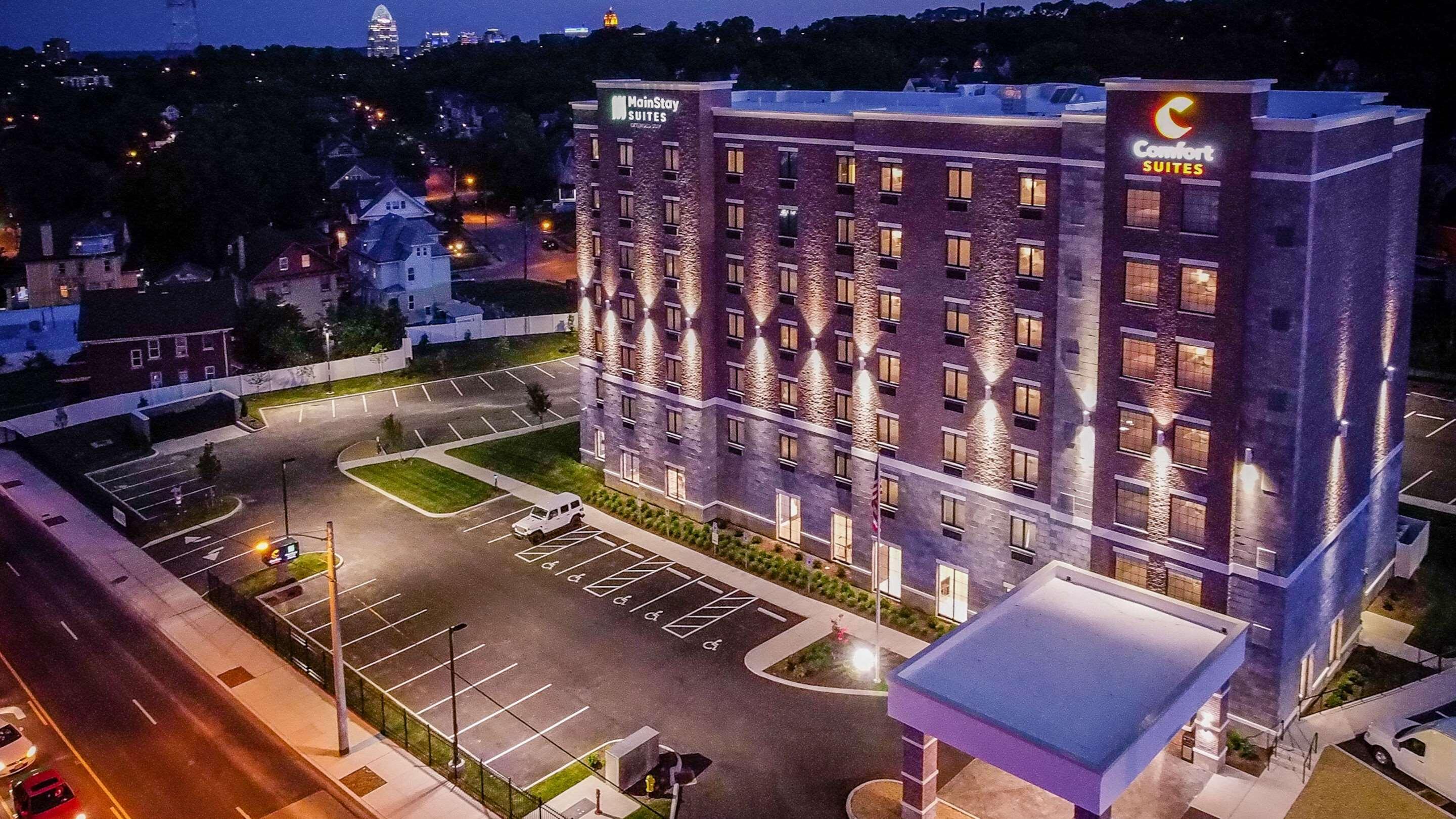 Hotel Mainstay - Uptown Cincinnati