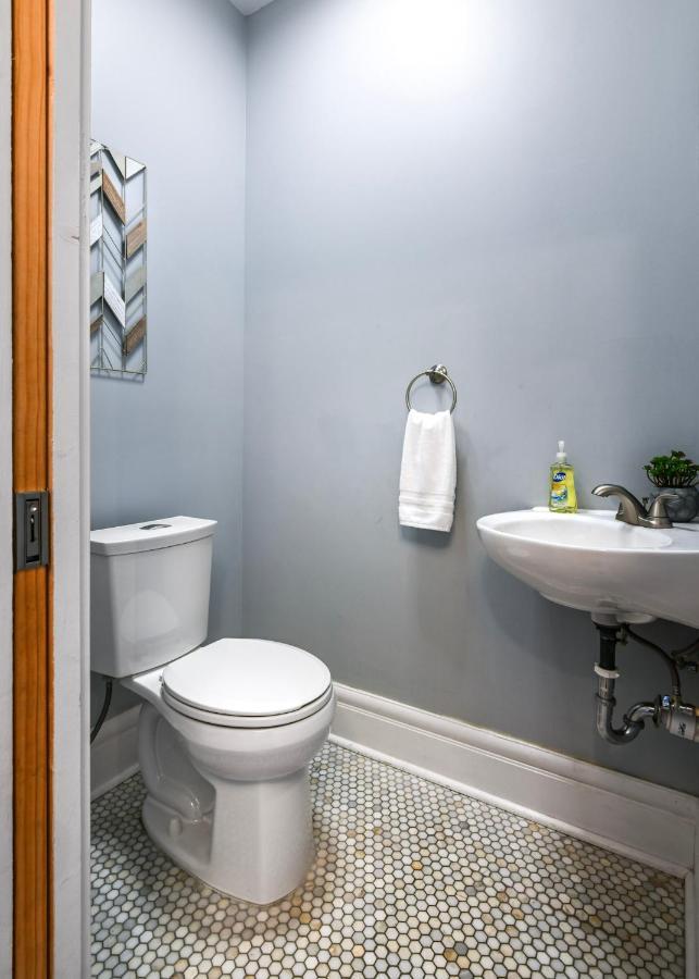 Cincy Dream! Walk To Zoo, Uc, Hospitals, And Short Vine District Holiday home Cincinnati