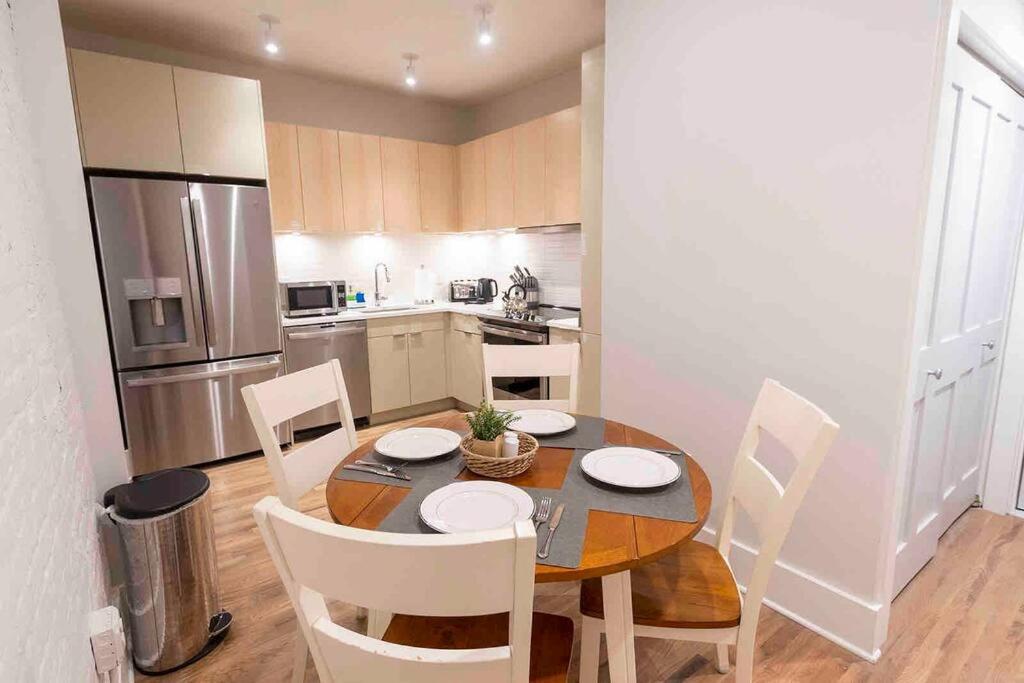 Apartment Spacious 1 Bed 1 Bath Downtown Otr Minutes Walk To The Reds Bengals Stadium & More!