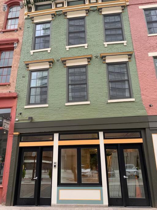 Apartment Spacious 1 Bed 1 Bath Downtown Otr Minutes Walk To The Reds Bengals Stadium & More! *