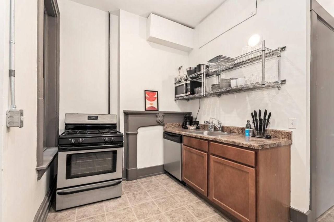 Holiday home Deluxe 5-bedroom Walk Everywhere In Over The Rhine *