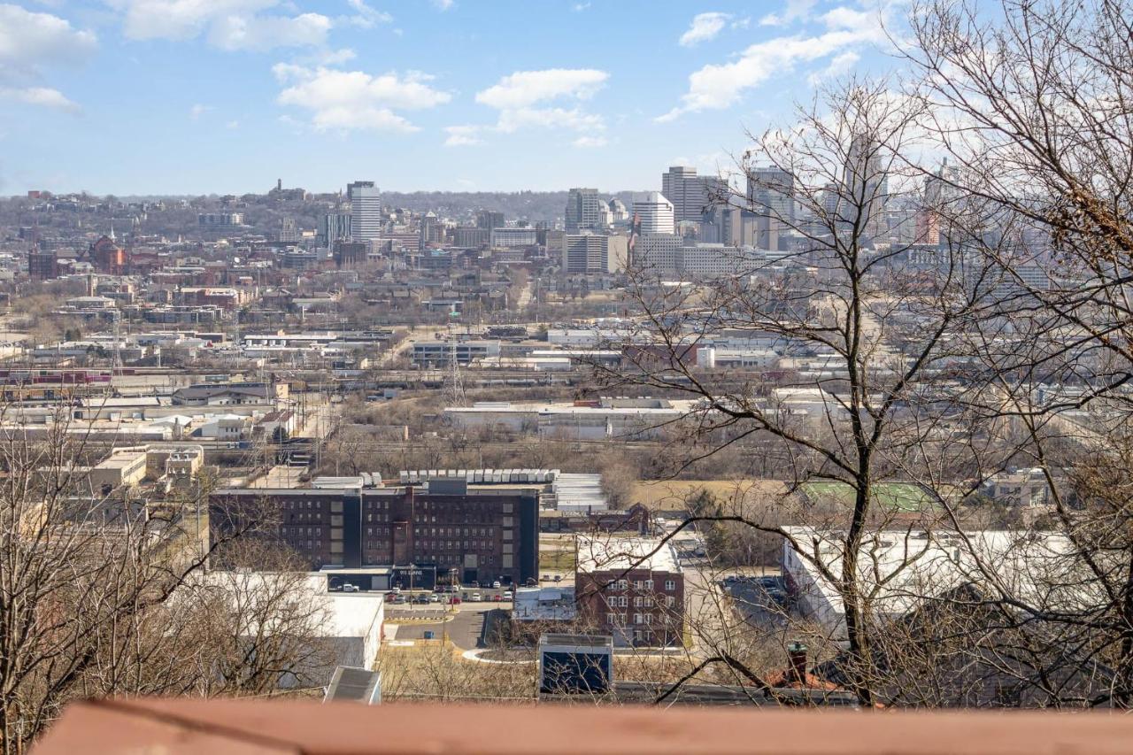 Downtown Views-prime Location! Holiday home *