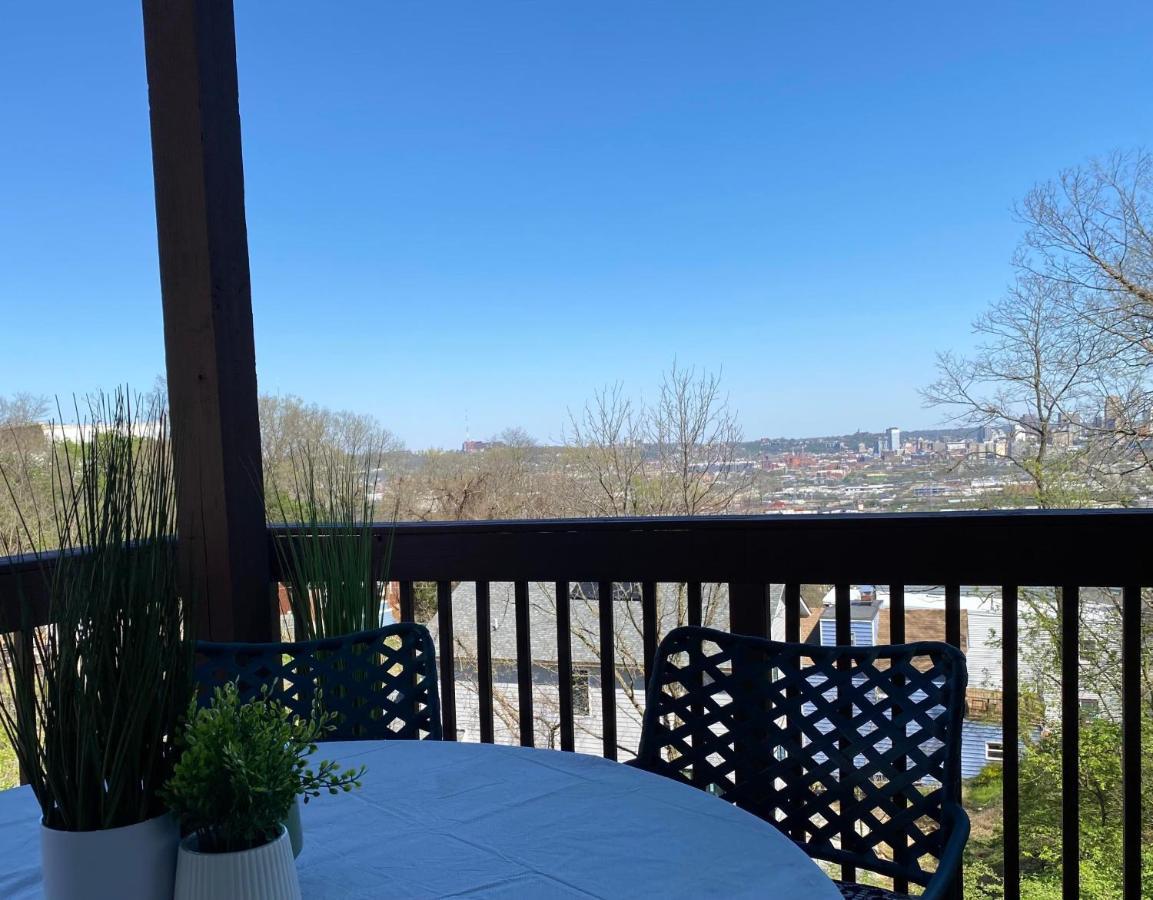 Downtown Views-prime Location! *