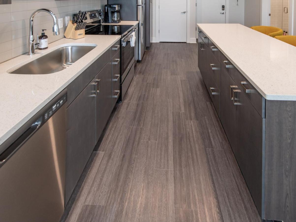 Cozysuites L Stylish 1br In Downtown Apartment *