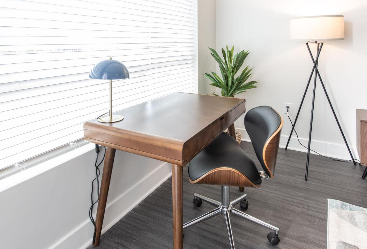 Cozysuites L Stylish 1br In Downtown Apartment