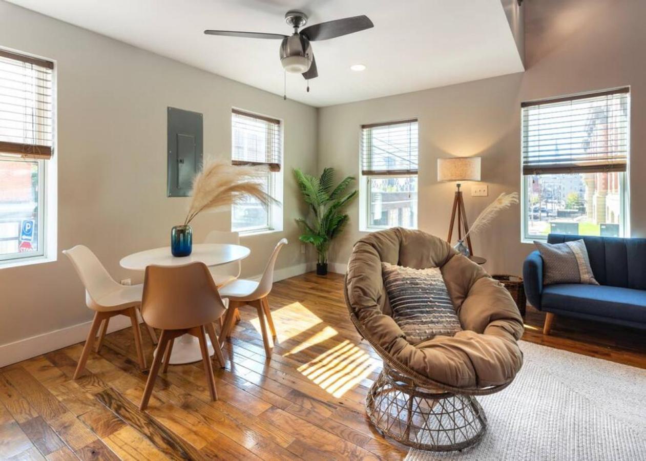 Broadway - Stunning Downtown Apartment *