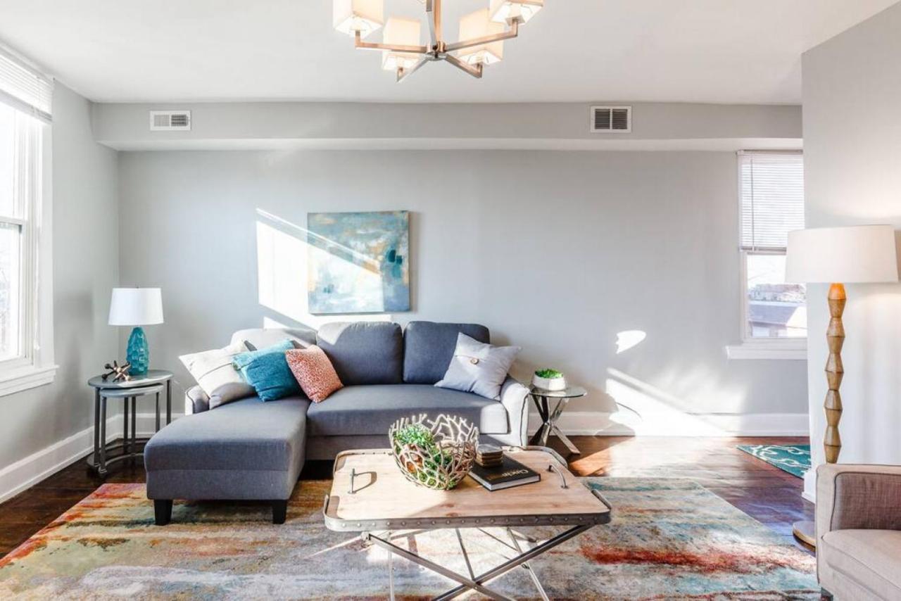 Apartment 2 Large Apts W Parking - Downtown Over The Rhine *