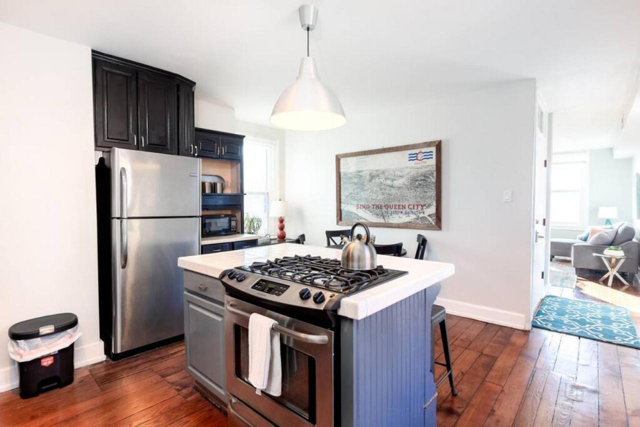 Apartment 2 Large Apts W Parking - Downtown Over The Rhine *