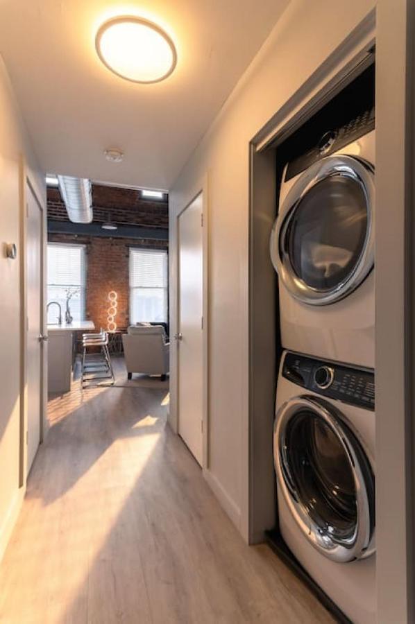 Entire Historic Building Sleeps 30 Apartment Cincinnati