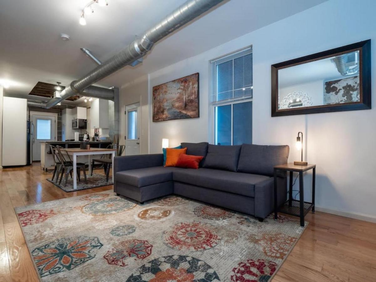 Spacious In Otr - Findlay Market *