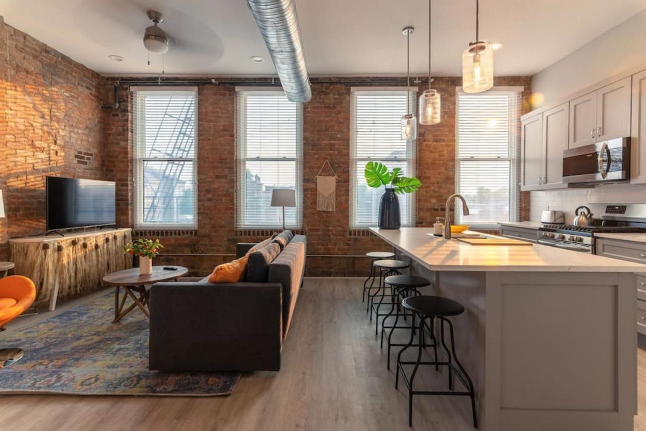 Apartment Zango Explore Otr And Downtown From A Renovated *